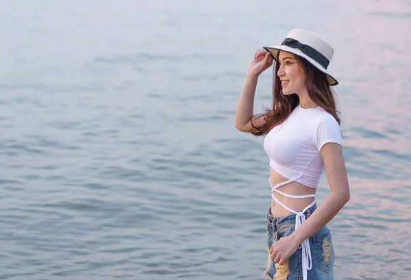 Portrait Woman Enjoy Sea Beach — Stock Photo, Image