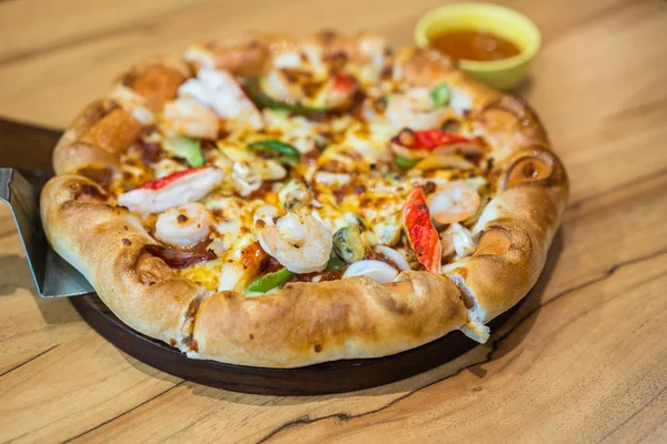 Pizza Seafood Wood Table — Stock Photo, Image