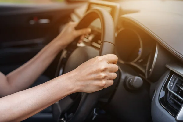 Conducir Mano Volante Coche — Foto de Stock