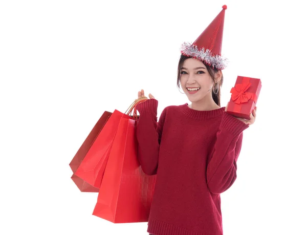 Mujer Alegre Sosteniendo Caja Regalo Navidad Bolsa Compras Aislada Sobre — Foto de Stock