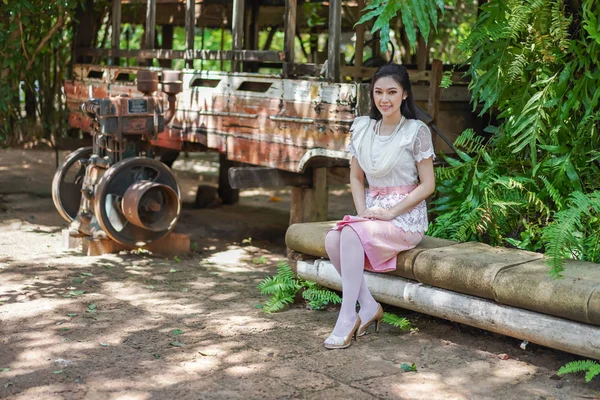 Portrait Beautiful Young Woman Thai Traditional Dress — Stock Photo, Image