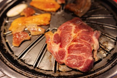 sıcak Barbekü domuz eti ve et ızgara, Korece tarzı