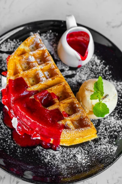 Waffles Strawberry Vanilla Ice Cream Table — Stock Photo, Image