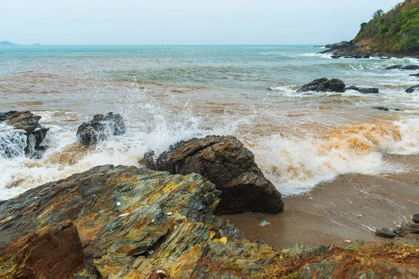 Onda Mar Com Pedra Khao Laem Samet National Park Província — Fotografia de Stock