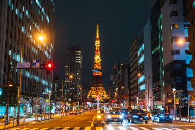 Tokyo, Japonya'da şehir hayatı ve trafik