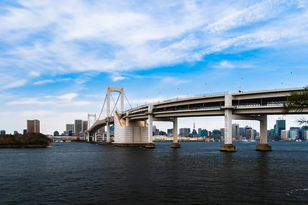 Rainbow bridge in Tokyo, Japan — Stock Photo, Image