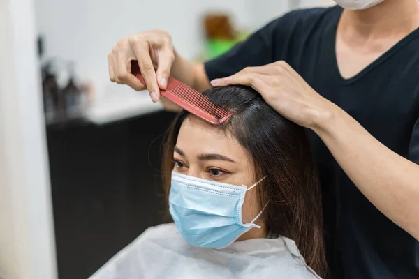 Hairdresser Cutting Hair Female Client People Must Wering Medical Mask — Stock Photo, Image