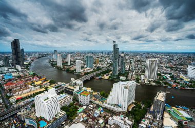 Chao Phraya Nehri ile Bangkok şehri manzarası, Tayland