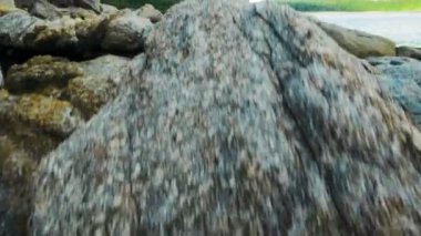 Doğal görünüm ve güzel manzara Krating Cape Nai Harn Beach, Phuket, Tayland