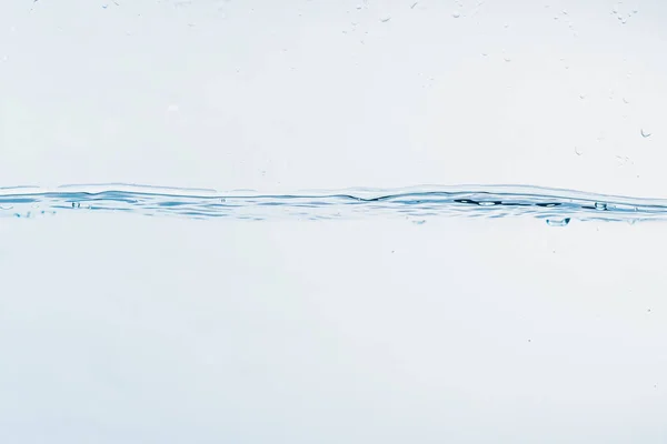 水飞溅特写水形成形状隔离在白色背景. — 图库照片