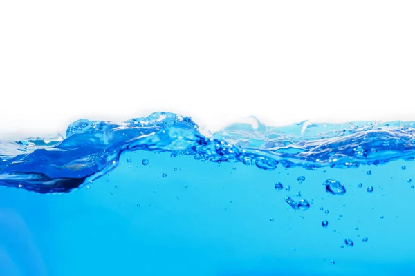 Modrá voda rozstříkne tvar zblízka s izolovaným prostorem kopírování. — Stock fotografie