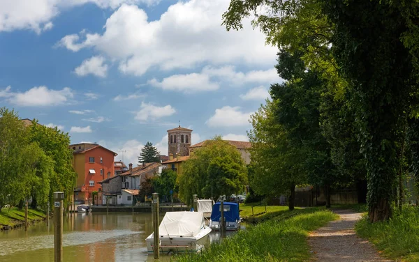 Rivière Ausa Cervignano Del Friuli Italie Dans Belle Matinée Printemps — Photo