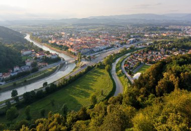 Celje Kasabası ve Çevre Manzara