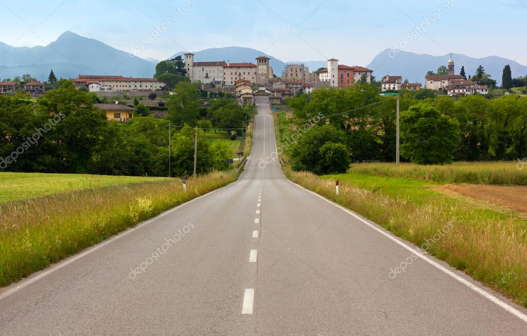 Colloredo Di Monte Albano