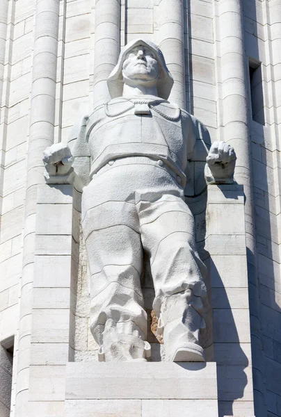 Statue Des Unbekannten Seemanns Fuß Der Säule Des Vittoria Lichts — Stockfoto