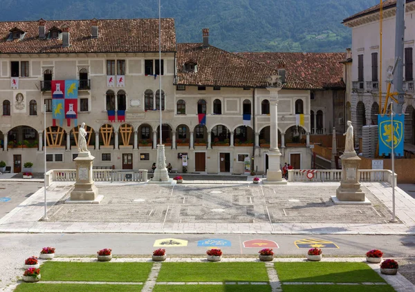 Feltre Italië Augustus 2020 Piazza Maggiore Het Centrale Plein Van — Stockfoto