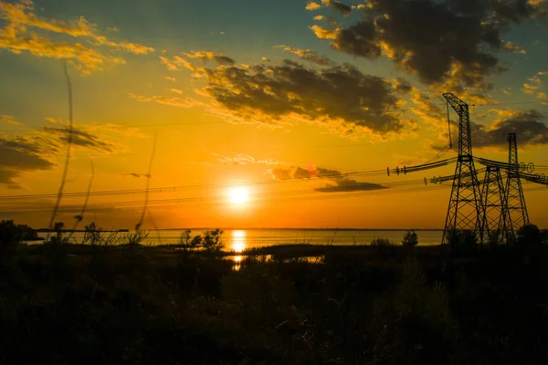 750 Linhas Eléctricas Fundo Pôr Sol — Fotografia de Stock