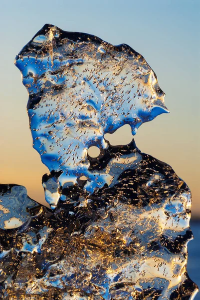 多重背景の氷の融解 — ストック写真