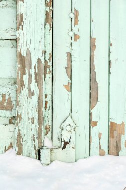 Boyanın soyulması ve çatlaması