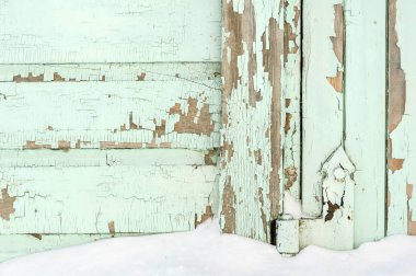 Boyanın soyulması ve çatlaması