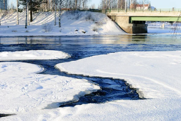 Agua Del Río Helada Frío Día Invierno —  Fotos de Stock