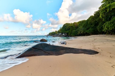 gün batımı plaj, mahe , seyşeller adaları, tropikal plaj