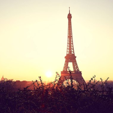 Trocadero gün doğumu sırasında Tower Eyfel