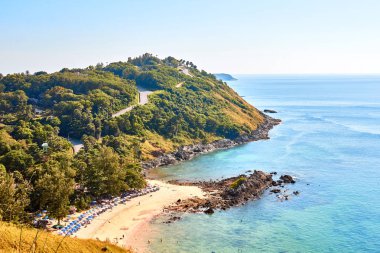 Phuket, Tayland Yel Değirmeni Bakış Açısından Turkuaz Mavisi Deniz ve Yemyeşil Adaların Görünümü