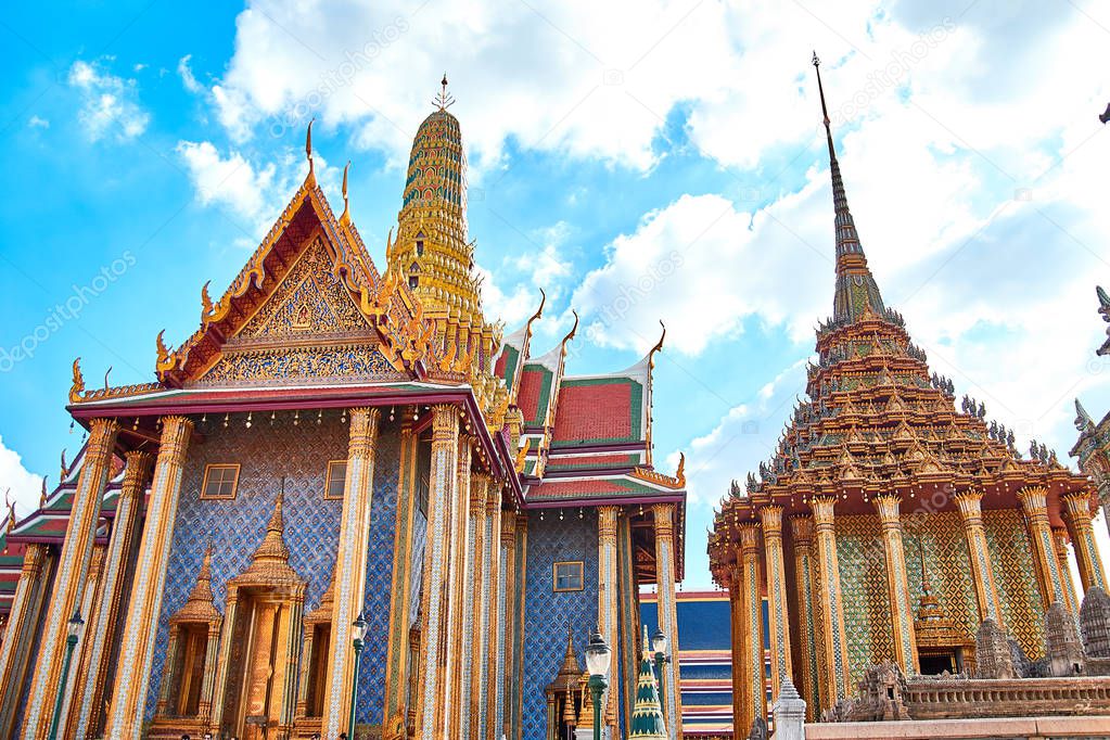 Grand palace and Wat phra keaw at Bangkok, Thailand. Beautiful Landmark of Asia. Temple of the Emerald Buddha. landscape of the capital city;