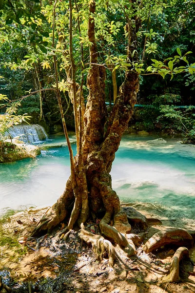 Cascada Erawan Parque Nacional Erawan Kanchanaburi Tailandia —  Fotos de Stock