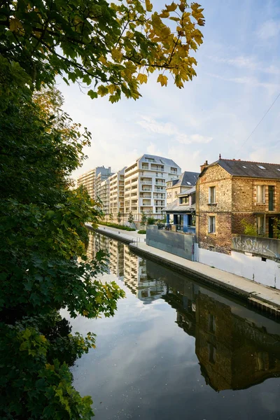 View on rennes city and vilaine river, region of Brittany, as we — 스톡 사진
