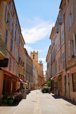 Provence France - 21 Haziran 2016: Aix-en-P 'nin merkezindeki sokaklar