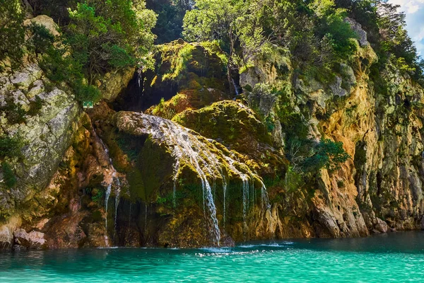 普罗旺斯弗尔敦莱斯峡谷圣克罗伊湖小瀑布 — 图库照片