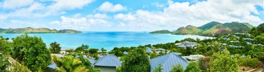 Praslin tropikal plajda görünümü, Anse mülkiyet ve anse minyon cour, Seyşel Adaları