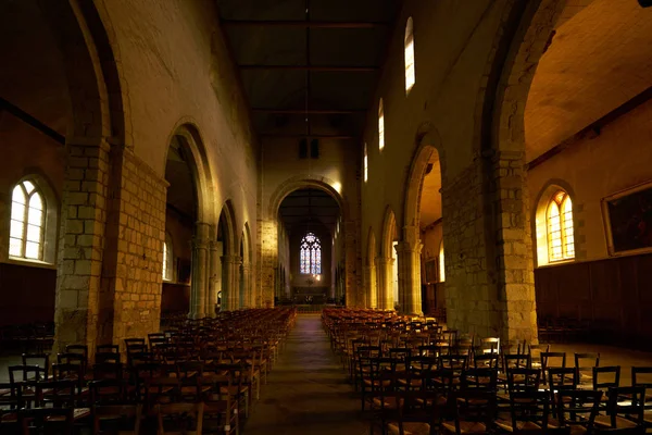 Notre Dame en Saint Melaine Kilisesi (eski Benedictine manastırından geriye kalan her şey) Brittany başkentinde - Rennes. Fransa. — Stok fotoğraf