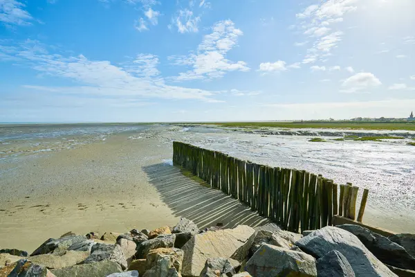 Mar en Bretaña, Saint benoit des ondes, Francia — Foto de Stock