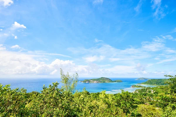 Vy på Therese Island från Sans Soucis Road (panoramautsikt) — Stockfoto