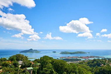 panoramik manzaralı sahil şeridi açısından victoria, mahe Adası cennet ve seychelles Adaları