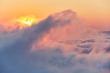 güneş ve bulutlar, reunion adası