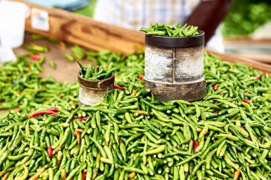 Saint-Pierre, reunion ada yerel pazarda egzotik biber