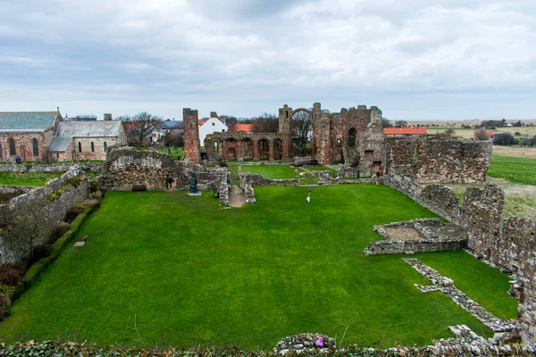 Ruinerna Den Abby Den Heliga Lindisfarne Royaltyfria Stockbilder