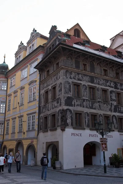 Casa Medieval Con Frescos Praga — Foto de Stock