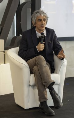 Bari, İtalya - 22 Nisan 2017: Sergio Rubini road Show'da 