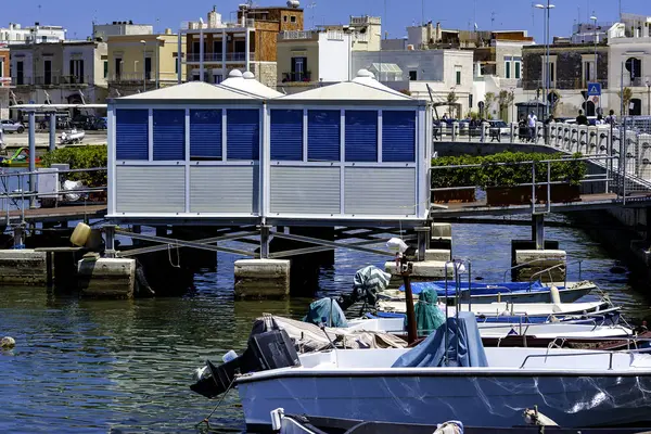 Bari Italien Mai 2017 Ausflugsboote Ankern Einem Hafen Bari Die — Stockfoto