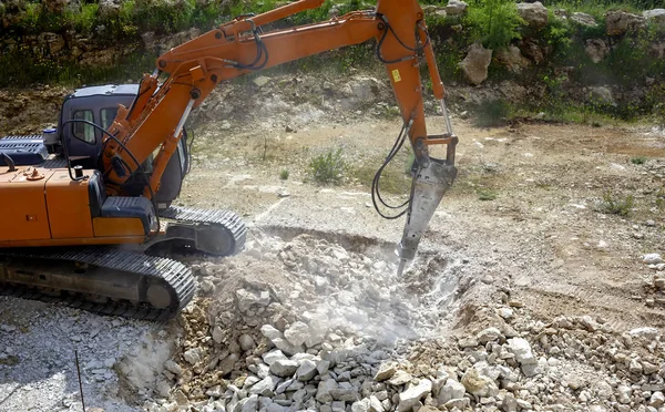 Close Heavy Duty Construction Industry Excavator Machine Crushing Stones Construction — Stock Photo, Image