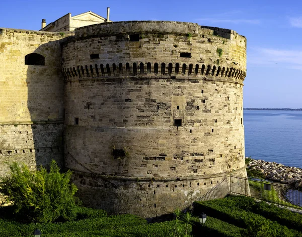 Torre Difesa Del Castello Aragonese Costruito Nel Secolo Con Intento — Foto Stock