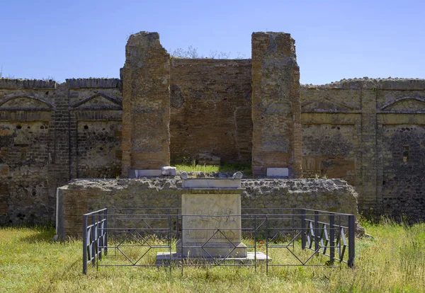 Vykopané Budovy Sloupy Zříceniny Starověkého Města Pompeje Město Neapol Campania — Stock fotografie