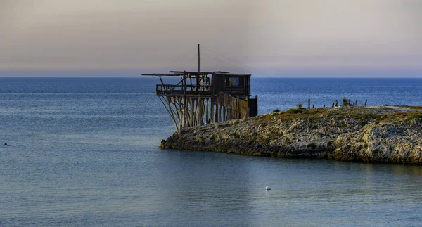 Ancient Fishing Machine Typical Gargano Coast Molise Abruzzo Protected Monumental — Stock Photo, Image