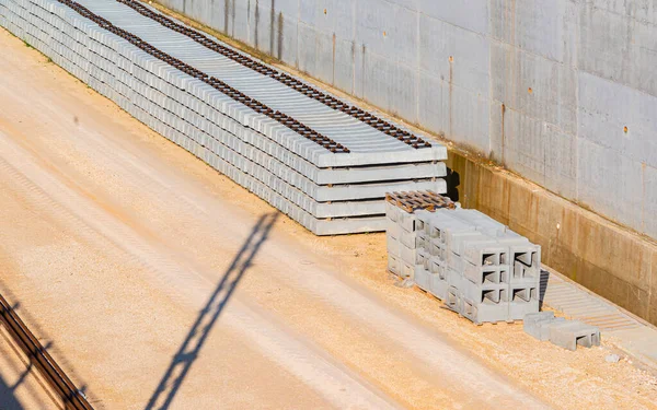 Pile Precast Concrete Sleepers Ready Construction Trackwork — Stock Photo, Image