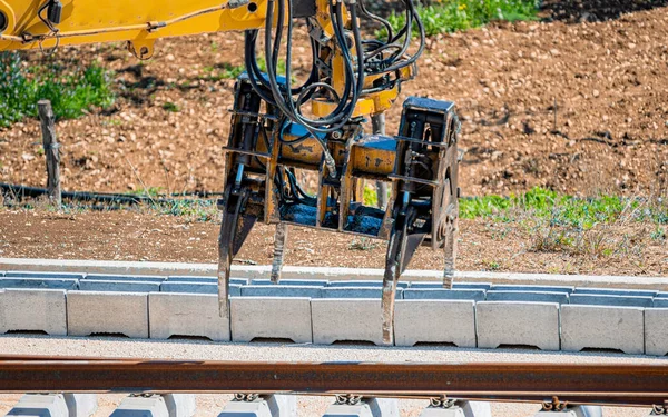 Закрыть Железнодорожный Экскаватор Реконструкции Железнодорожных Рельсов — стоковое фото
